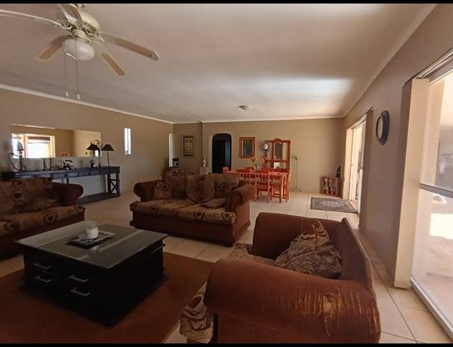 3 BEDROOM HOUSE FOR SALE IN DREAMLANDS